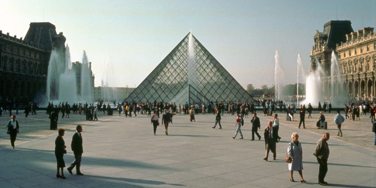 The Grand Louvre - Phase I, Paris. 2017 AIA Twenty-five Year Award. Architect/Firm I.M. Pei, FAIA, RIBA/Pei Cobb Freed & Partners. Photographer: © Benoit Perrin