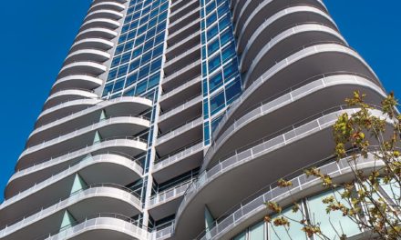 2929 Weslayan, luxury high-rise in Houston glazed with Solarban® 67 glass