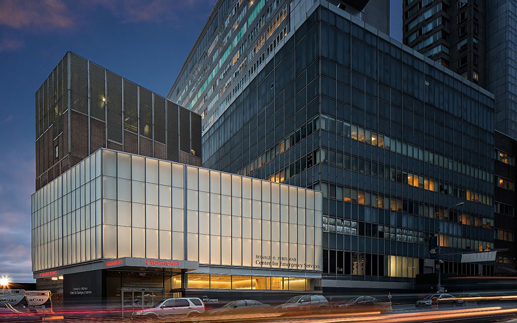 Langone Medical Center makes creative use of textured Starphire Ultra-Clear™ glass