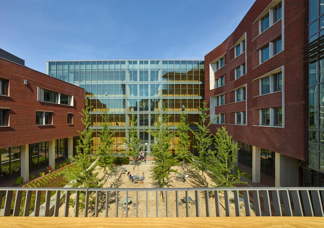 University of Pennsylvania’s New College House features glass ...