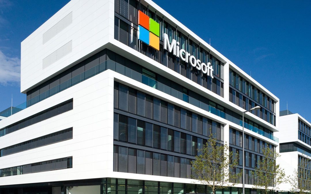 The new Microsoft Germany HQ façade features prominent white facade made of Corian®