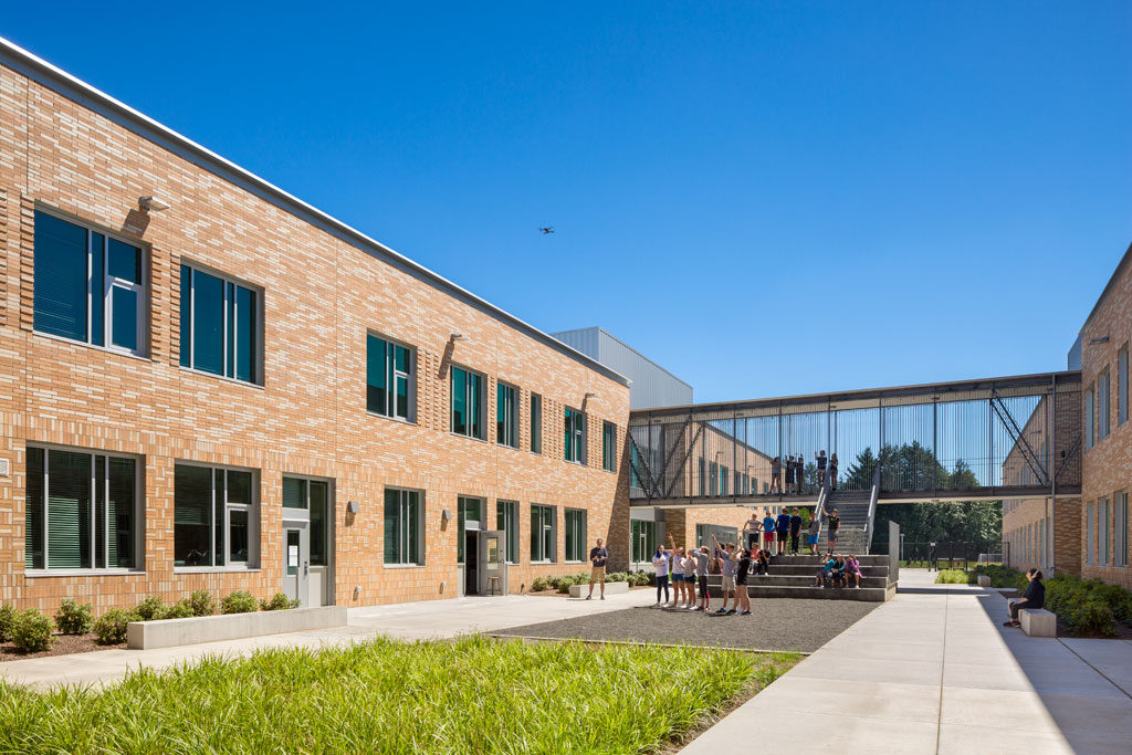 “The New Middle School at Beaverton School District contains seismic bracing designed to withstand a major earthquake. One of those steel x-braces was left exposed, to allow students to learn how the building is engineered to withstand an earthquake.” Credit: © Josh Partee