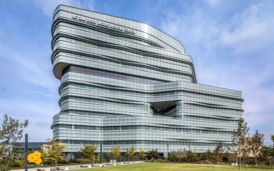 Healthcare facility featuring Solarban 70XL Starphire Ultra-Clear glass by Vitro Glass wins two awards