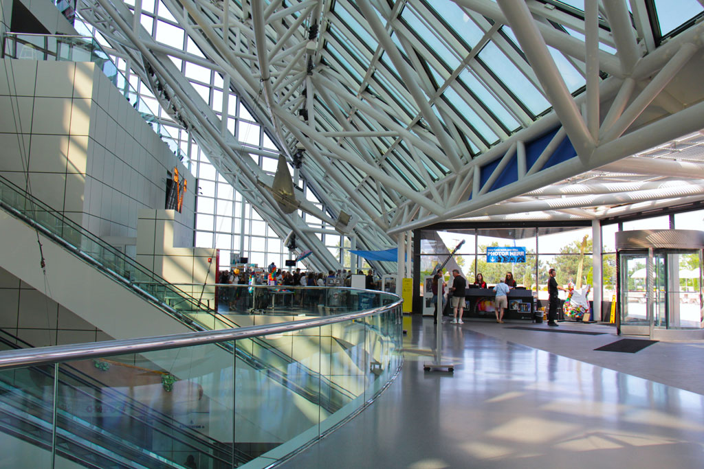 Rock & Roll Hall of Fame and Museum in Cleveland. Photo: 3M 