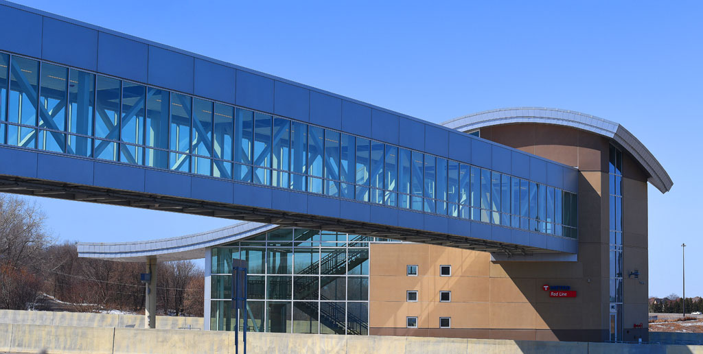 Minnesota’s Cedar Grove Transit Center clad in Protean aluminum plate system, finished by Linetec