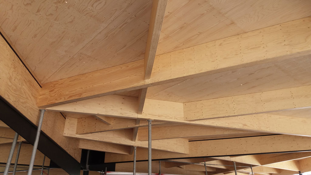 Unique wooden roof structure with laminated veneer lumber PRISM