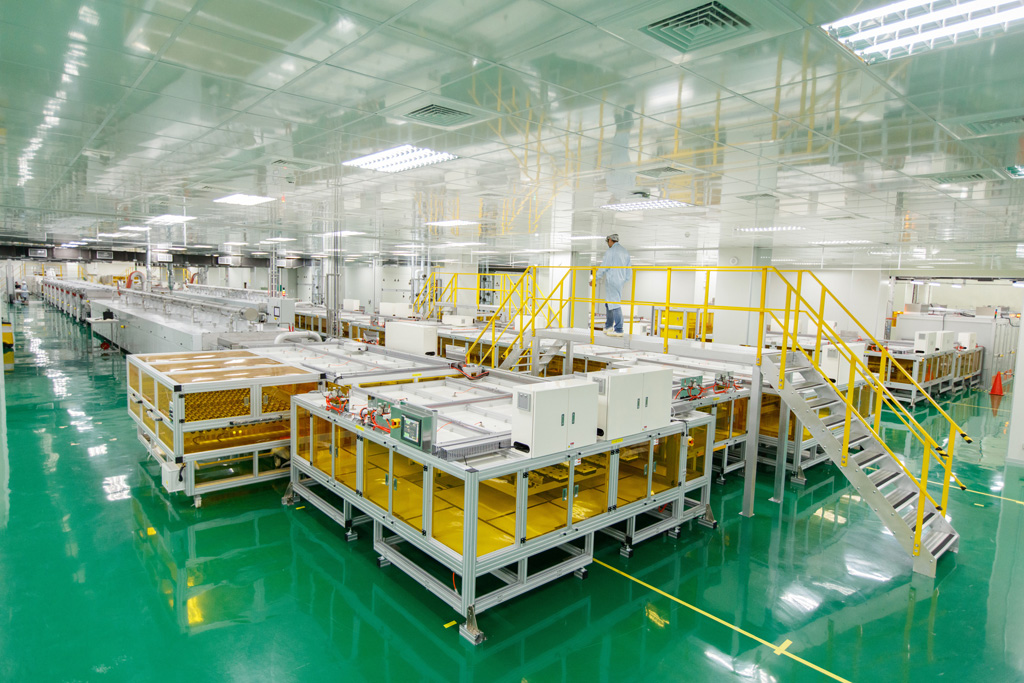 Kinestral Technologies, Inc.  has begun shipping Halio™ smart-tinting glass from its first large-scale factory located in Taiwan.                                                                                                                     