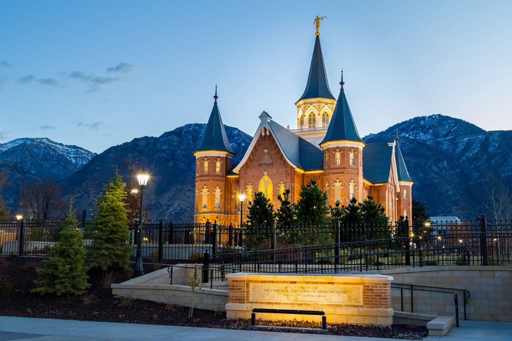 Provo City Center Temple – Provo, Utah, United States. Owner: The Church of Jesus Christ of Latter-day Saints; Architectural Firm: FFKR Architects; Engineering Firm: Reaveley Engineers; General and Concrete Contractor: Jacobsen Construction Company, Inc.; and Concrete Supplier: Jack B. Parson Companies. Credit: American Concrete Institute