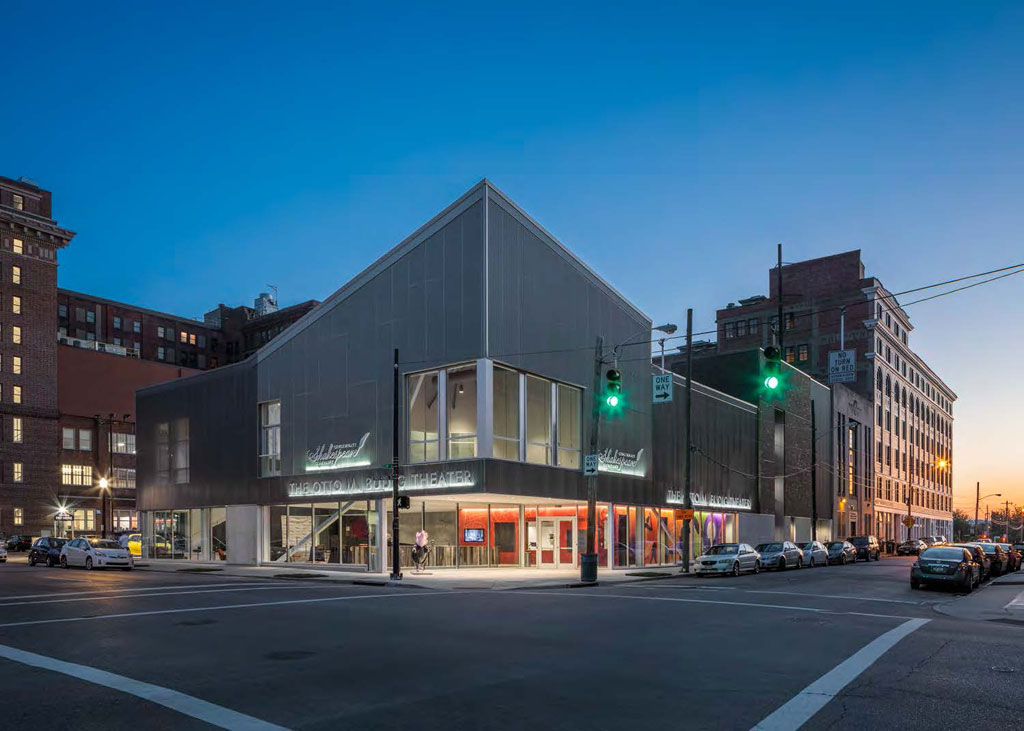 The Otto M. Budig Theater/GBBN Architects. Credit: Brad Feinknopf Feinknopf Photography 