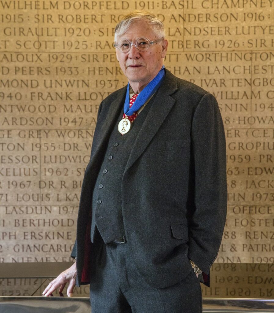 Sir Nicholas Grimshaw with the Royal Gold Medal 2019. Photo credit: © Morley von Sternberg
