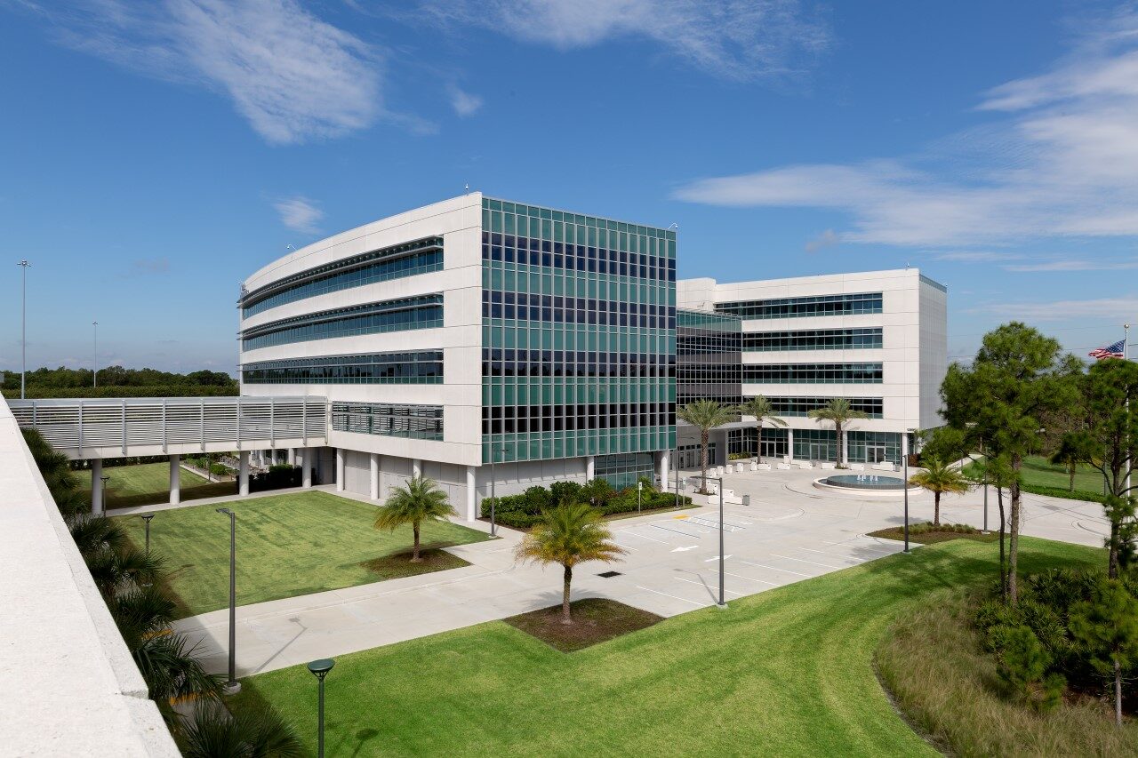 Carrier’s world headquarters is first commercial building in Florida to