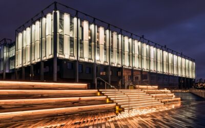 PPG DURANAR® powder coatings in a challenging marine environment, Pier 17