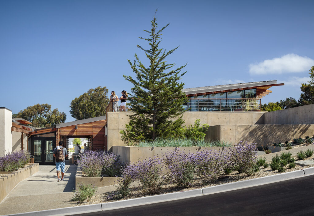 The architectural character of the site and buildings is inspired by the Del Mar community, highlighting the human-scaled spaces and textures found in its most well-loved public realm and gardens. Photo credit: Chipper Hatter