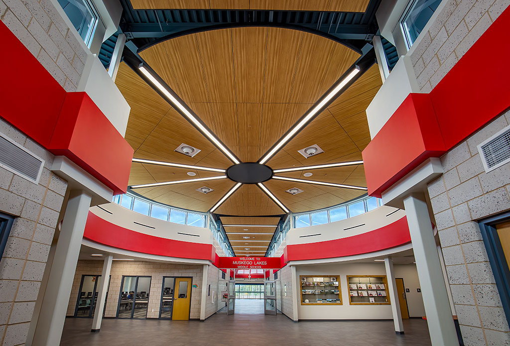 CertainTeed Techstyle® Wood, Muskego Lakes Middle School. Photo credit: Bill Fritsch