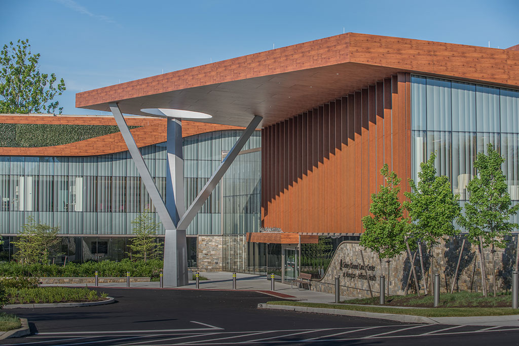 Asplundh Cancer Pavilion's 86,000-square-foot outpatient center in the suburbs of Philadelphia. Photo by Joe C. Garvin, courtesy of Linetec