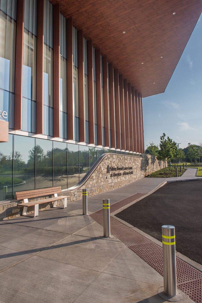 Asplundh Cancer Pavilion's 86,000-square-foot outpatient center in the suburbs of Philadelphia. Photo by Joe C. Garvin, courtesy of Linetec