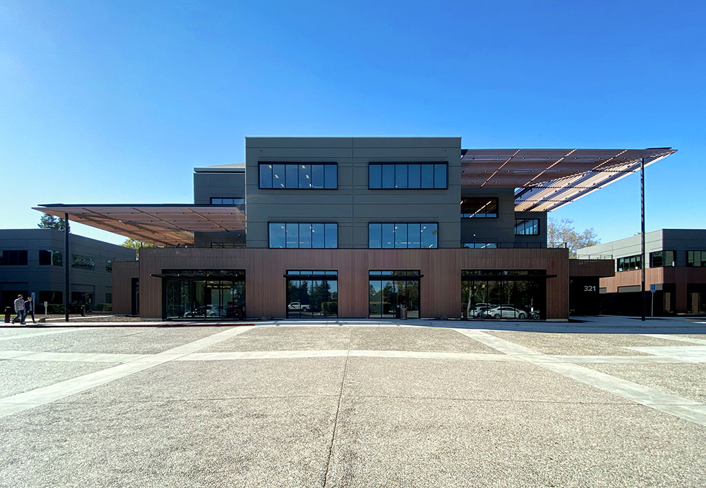 Mountain View Corporate Center features Linetec s Copper Anodize