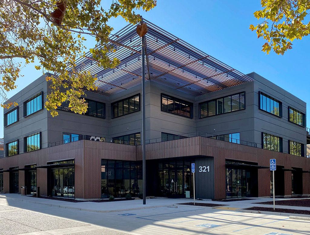 Mountain View Corporate Center features Linetec s Copper Anodize