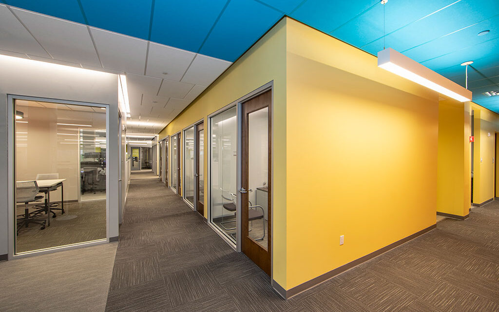 Rockfon ceilings create bold office spaces for Marsh & McLennan Agency